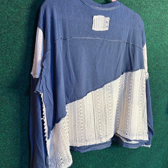 154 NWOT POL oversized Long Sleeve Crochet Print Peace Symbol Indigo Shirt - Picture 11 of 13